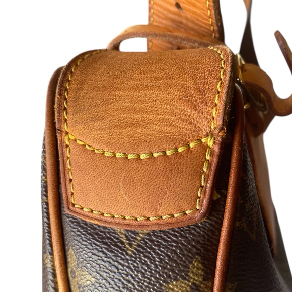 🟤⚜️🟤ICONIC BAG LOUIS VUITTON CROISSANT GM AUTH🟤⚜️🟤SALEEE✅BLACK FRIDAY ✅🤩🥳 - Picture 14 of 17